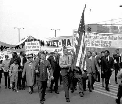 Veterans march against the war